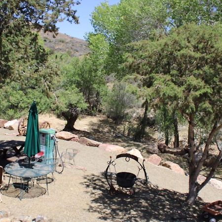 Creekside Lodge And Cabins Mayer Esterno foto