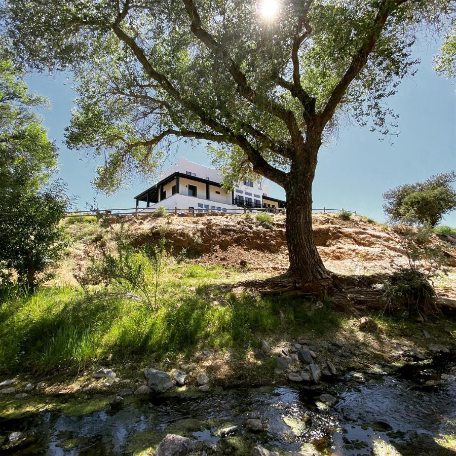 Creekside Lodge And Cabins Mayer Esterno foto